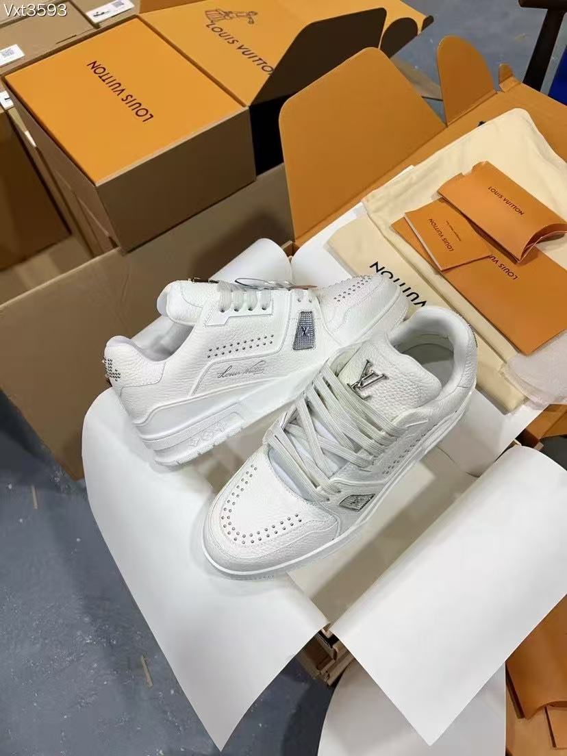LV trainer #54 white iron nail