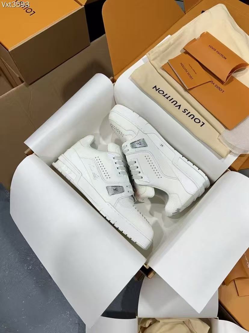 LV trainer #54 white iron nail