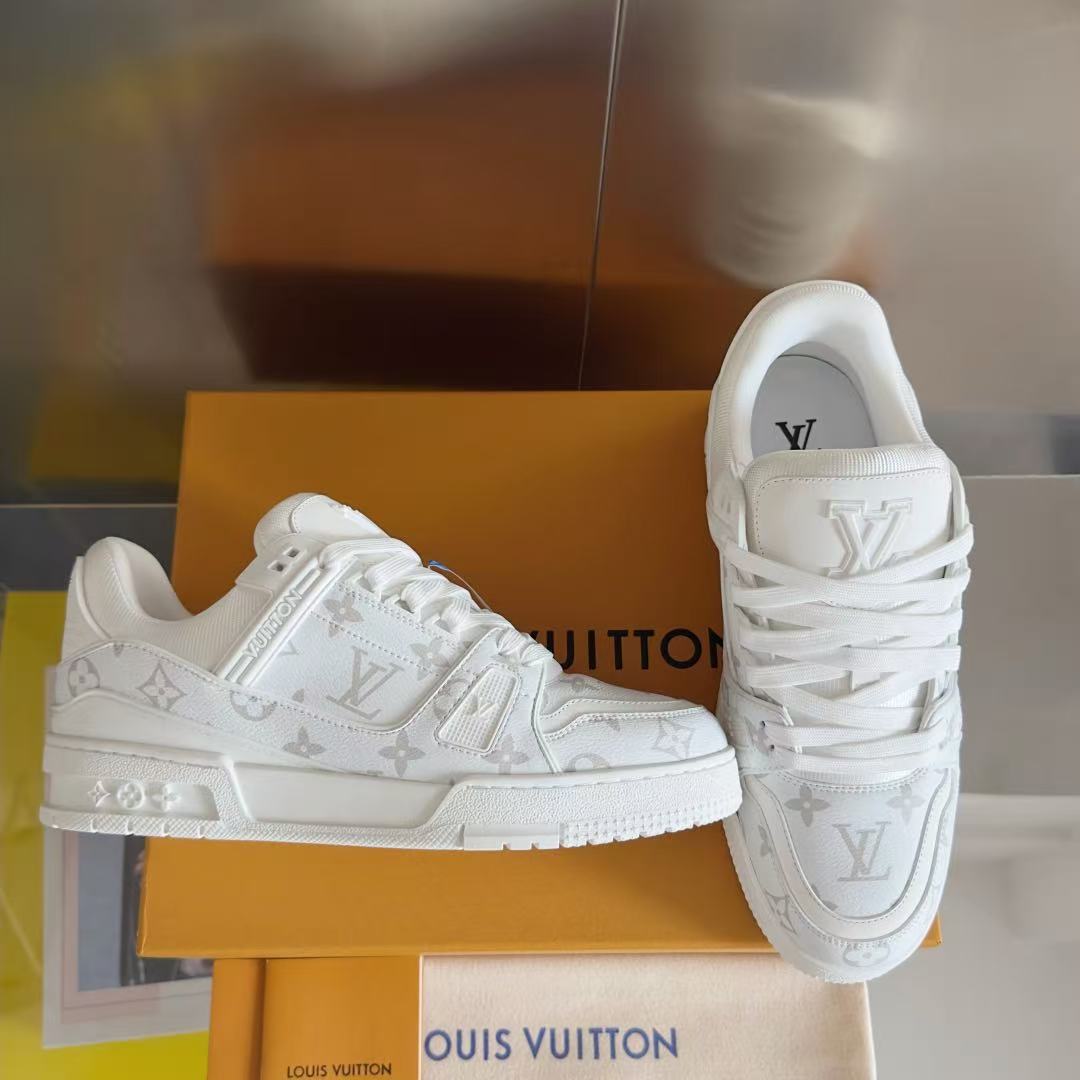 LV trainer white print