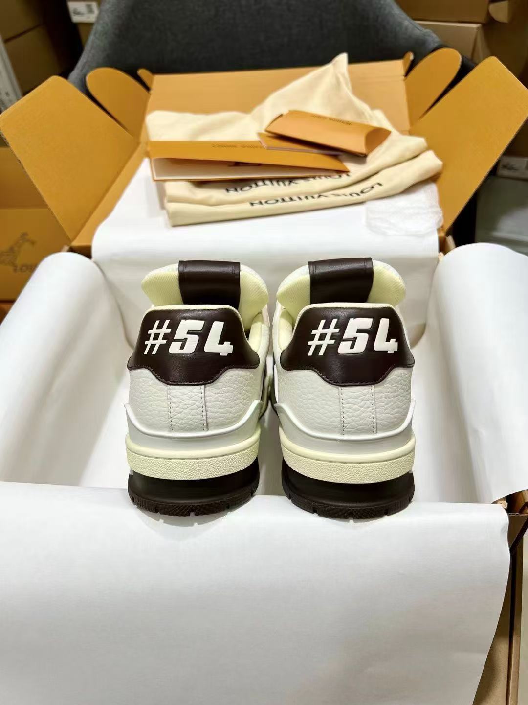 LV trainer brown checkerboard