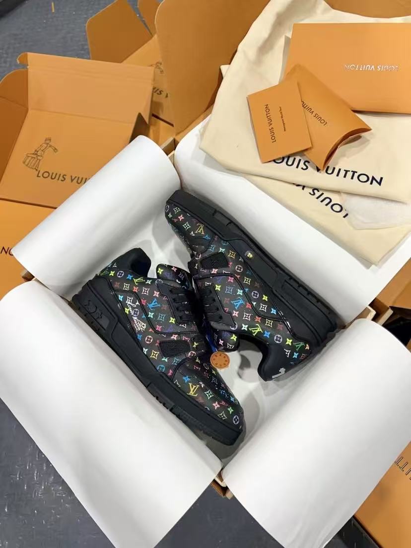 LV Trainer Takashi Murakami Black Flowers printed all over