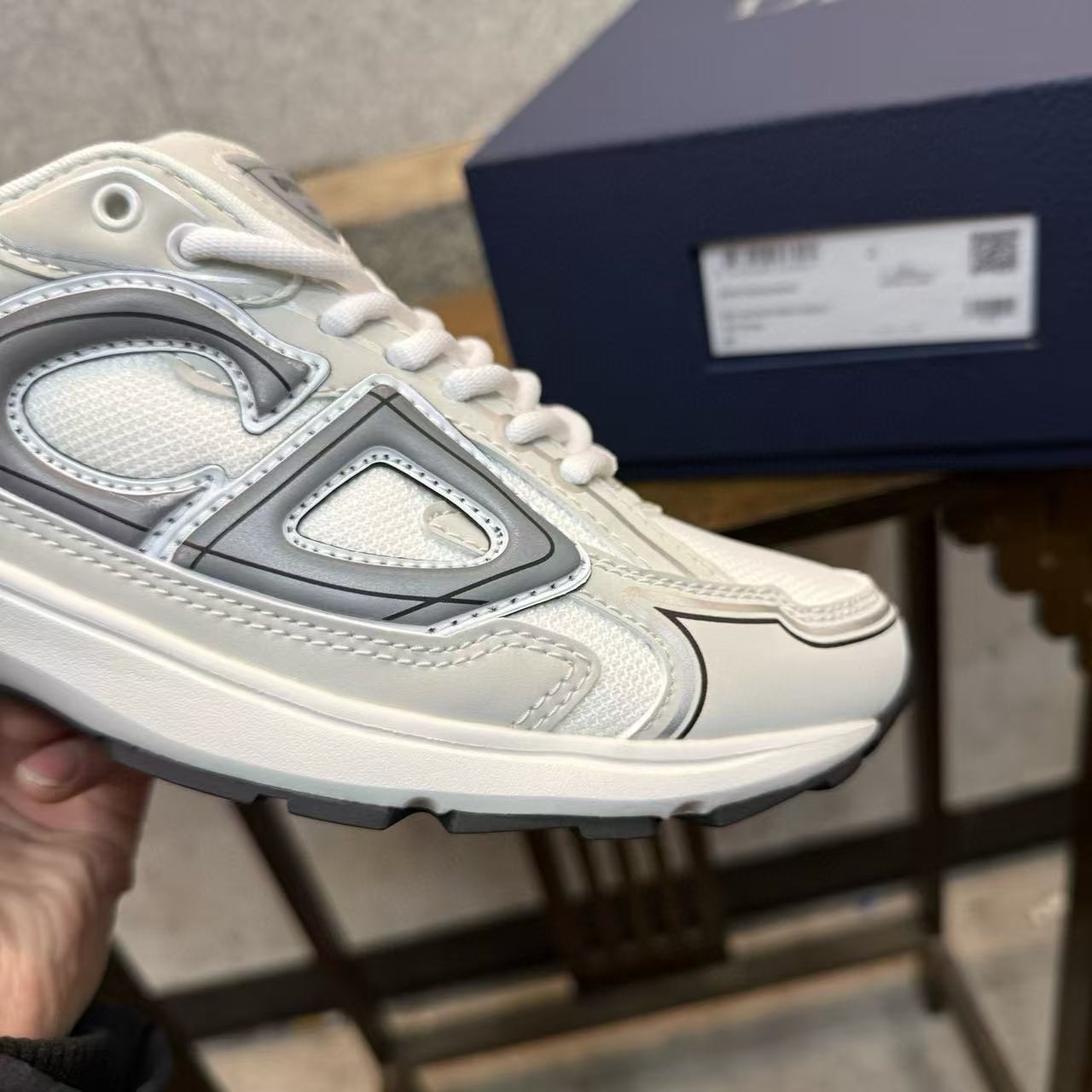 DIOR B30 white