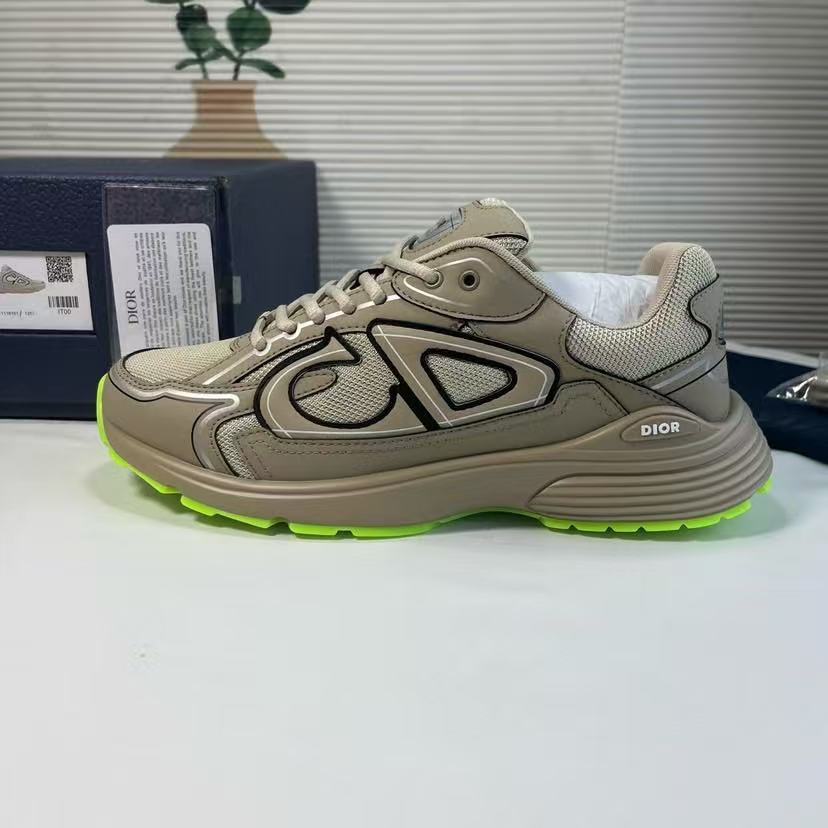 DIOR B30  Beige green