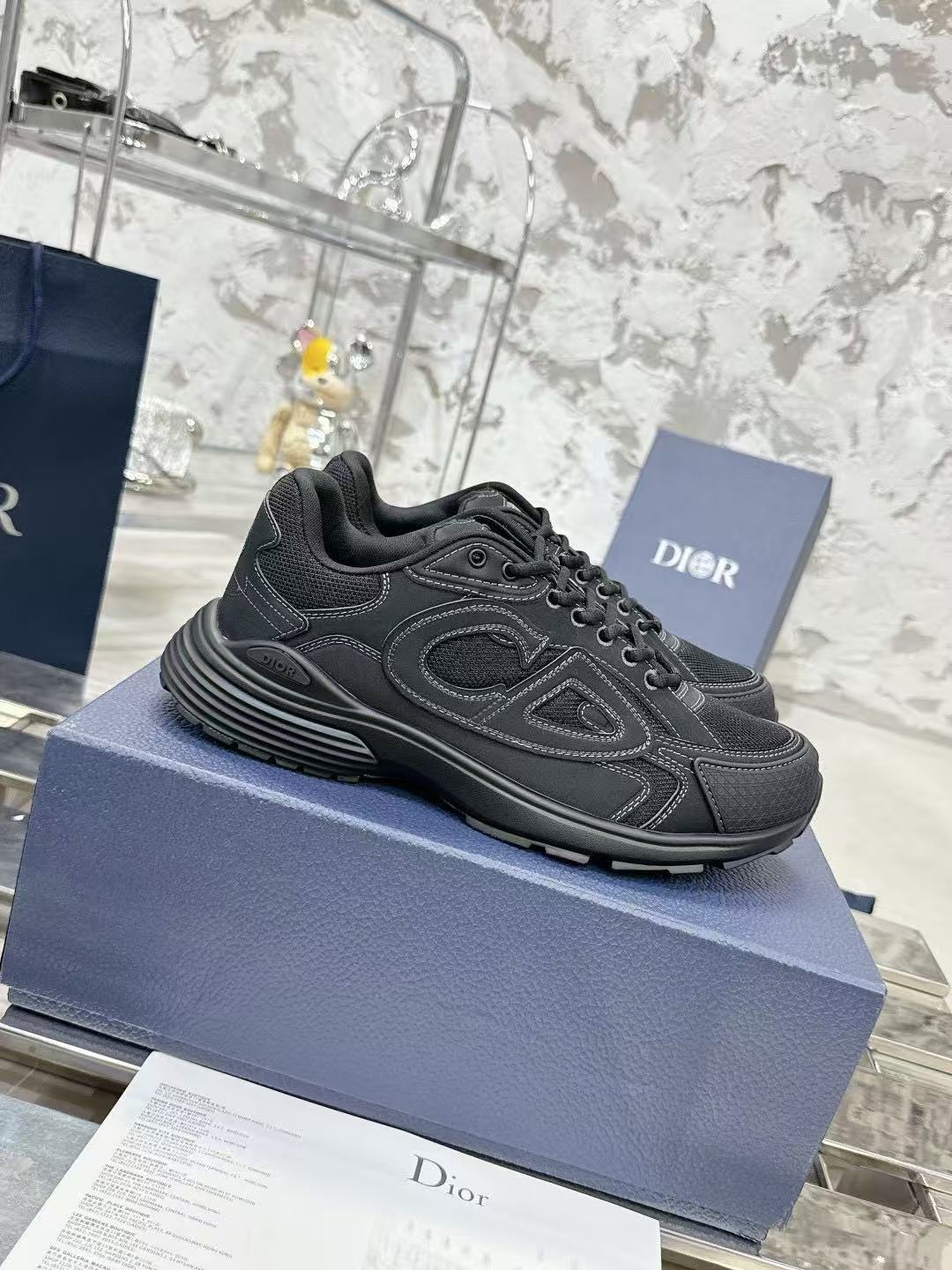 DIOR  B30  pure black