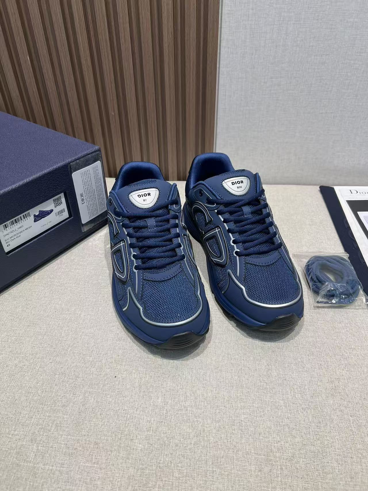 DIOR  B30 dark blue