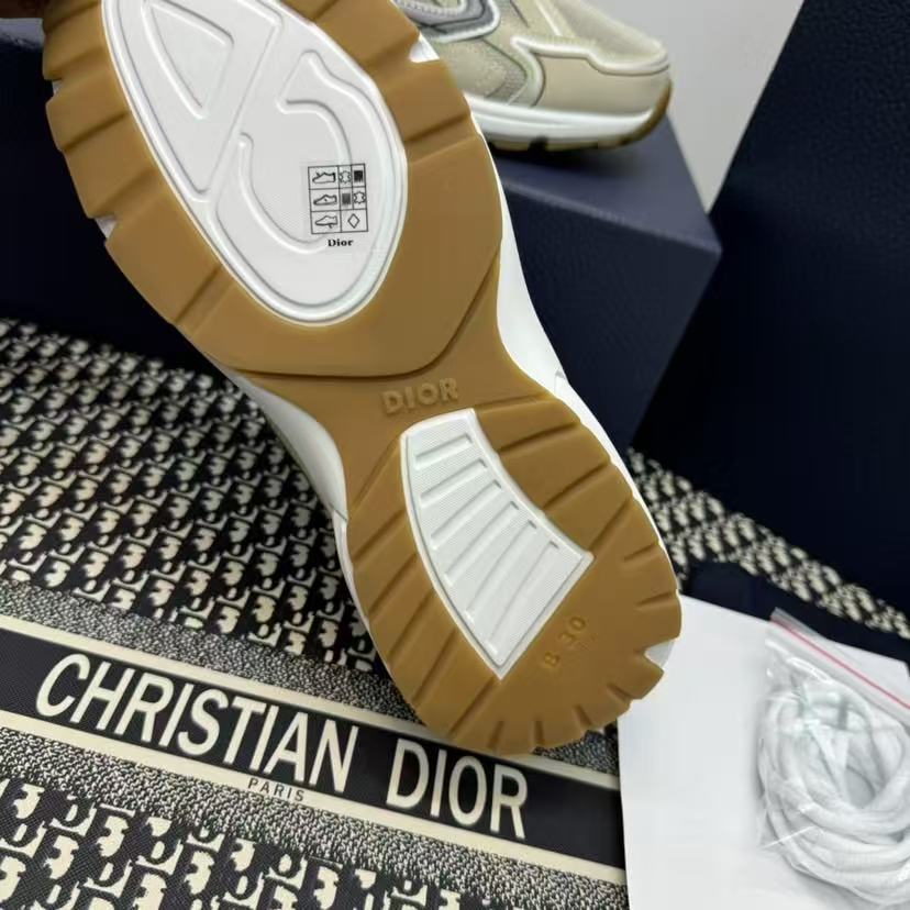 DIOR  B30  Light green (raw rubber sole)