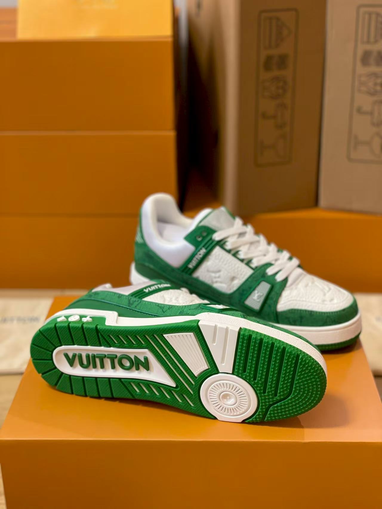 LV trainer Green Monogram Denim White
