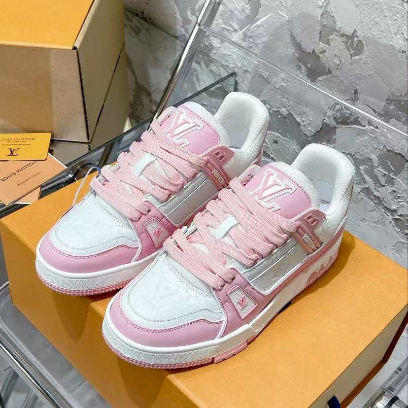 LV trainer pink and white
