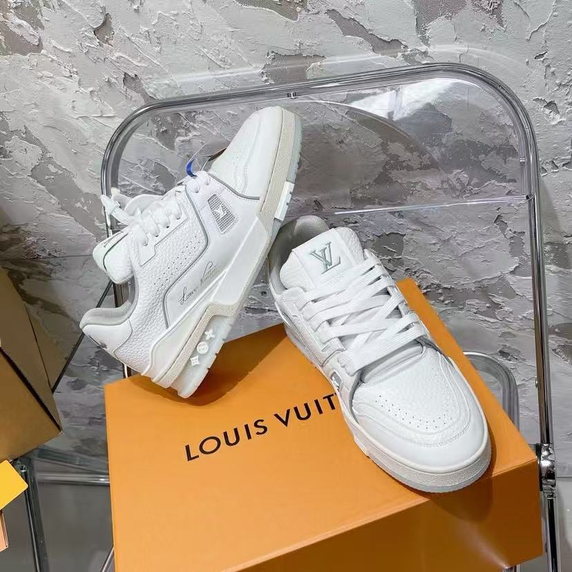 LV trainer white cement