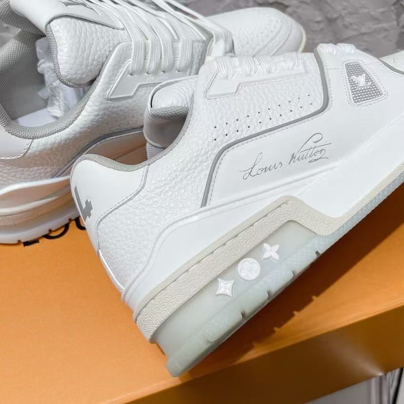 LV trainer white cement