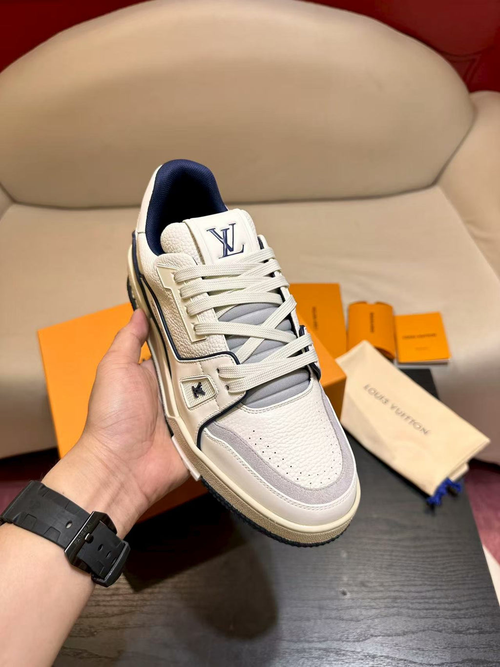LV Trainer  'Marine'