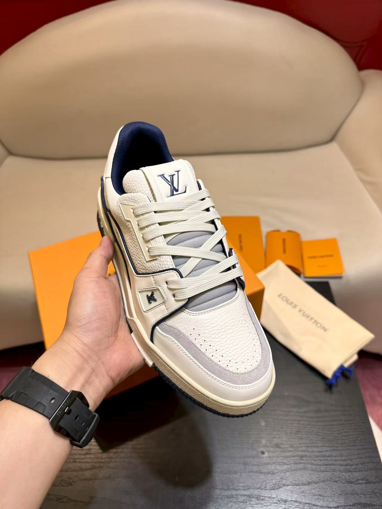 LV Trainer  'Marine'