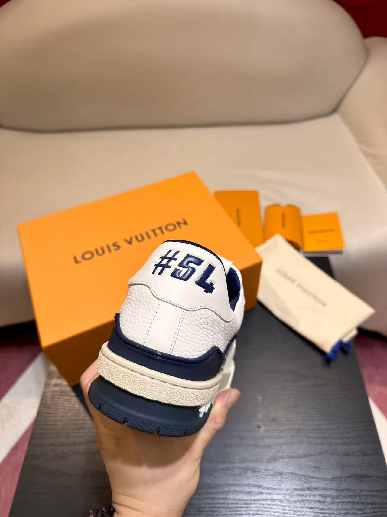 LV Trainer  'Marine'