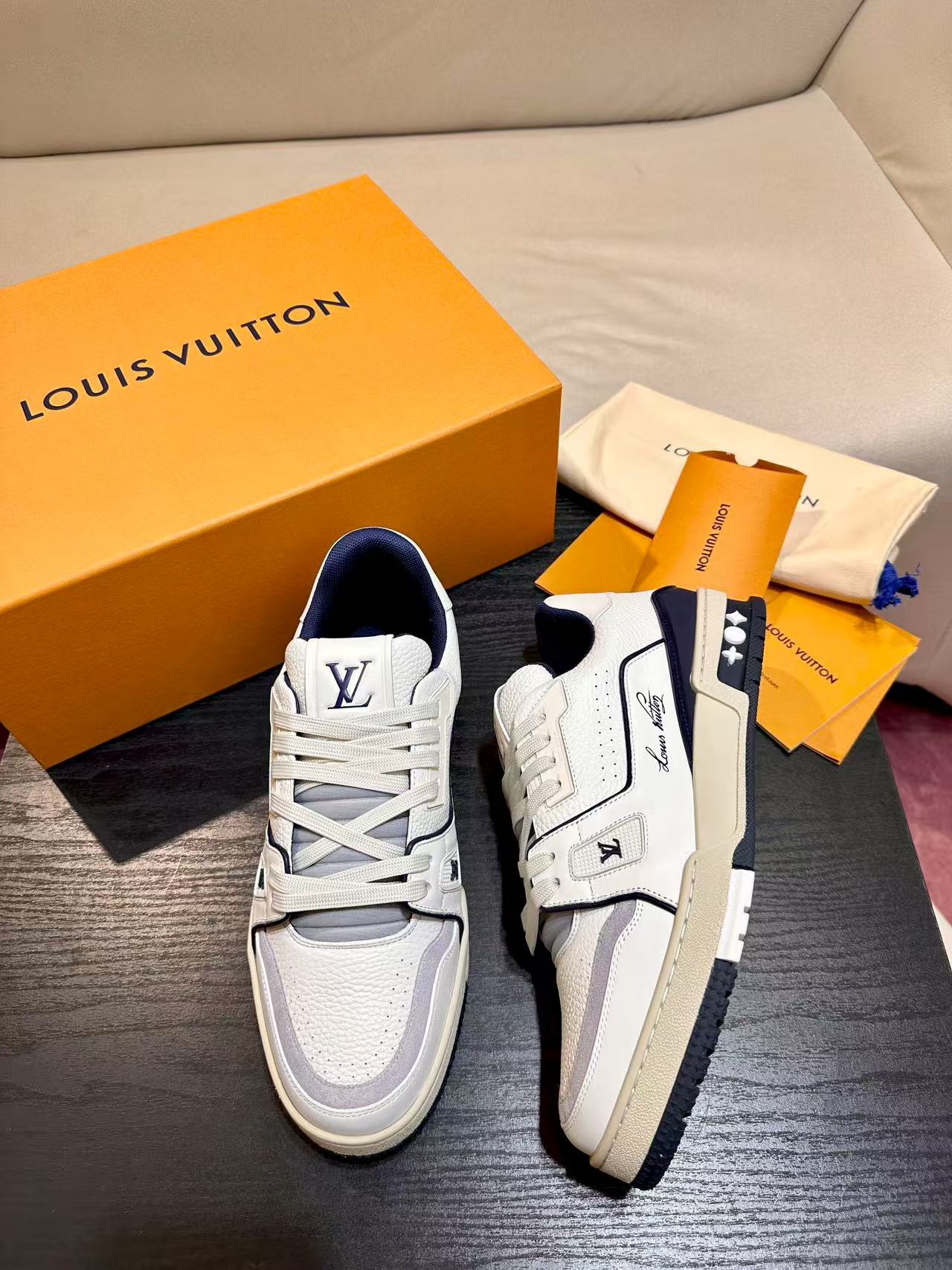 LV Trainer  'Marine'