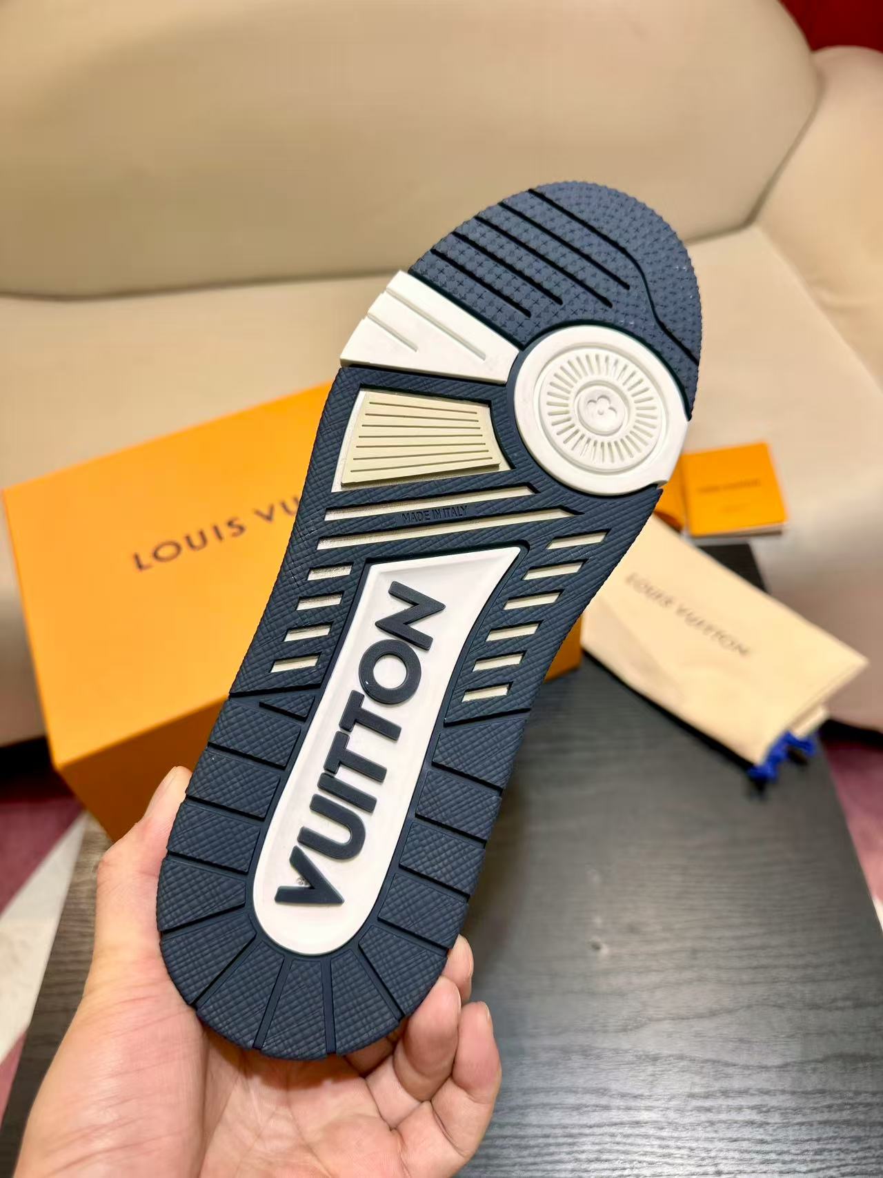 LV Trainer  'Marine'