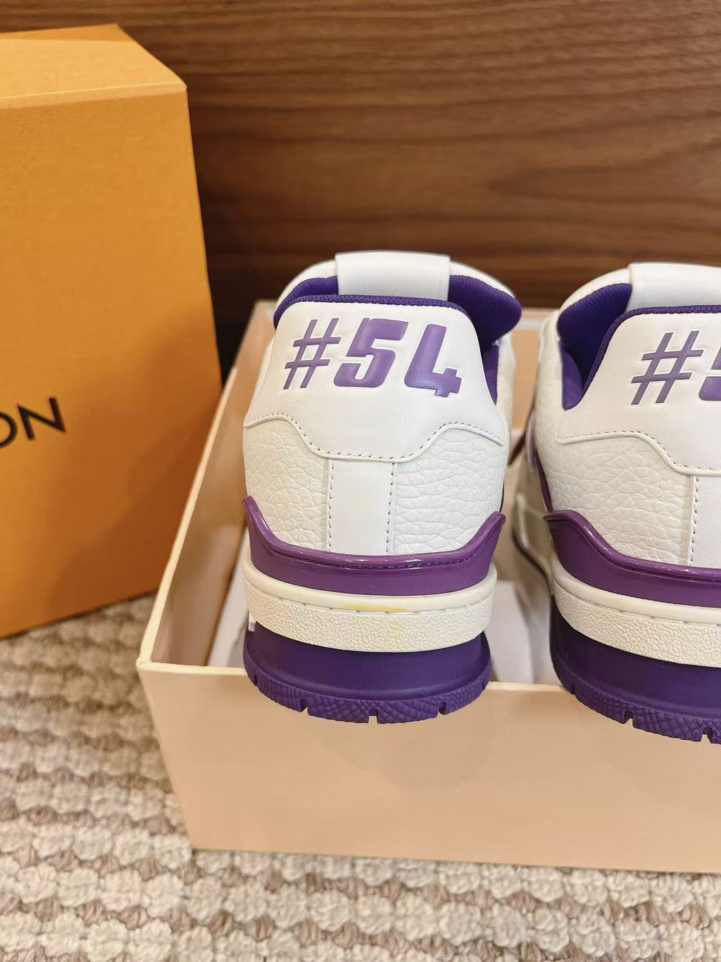 LV Trainer  "Violet" -