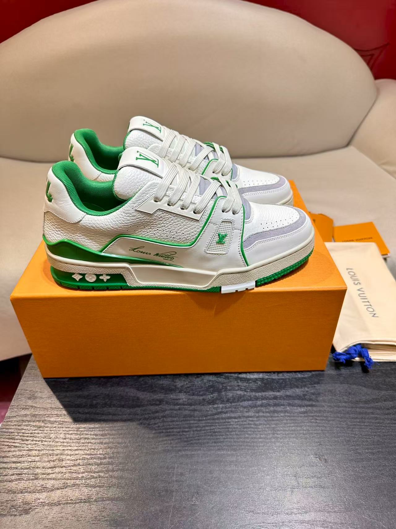 LV trainer #54 Signature White Green