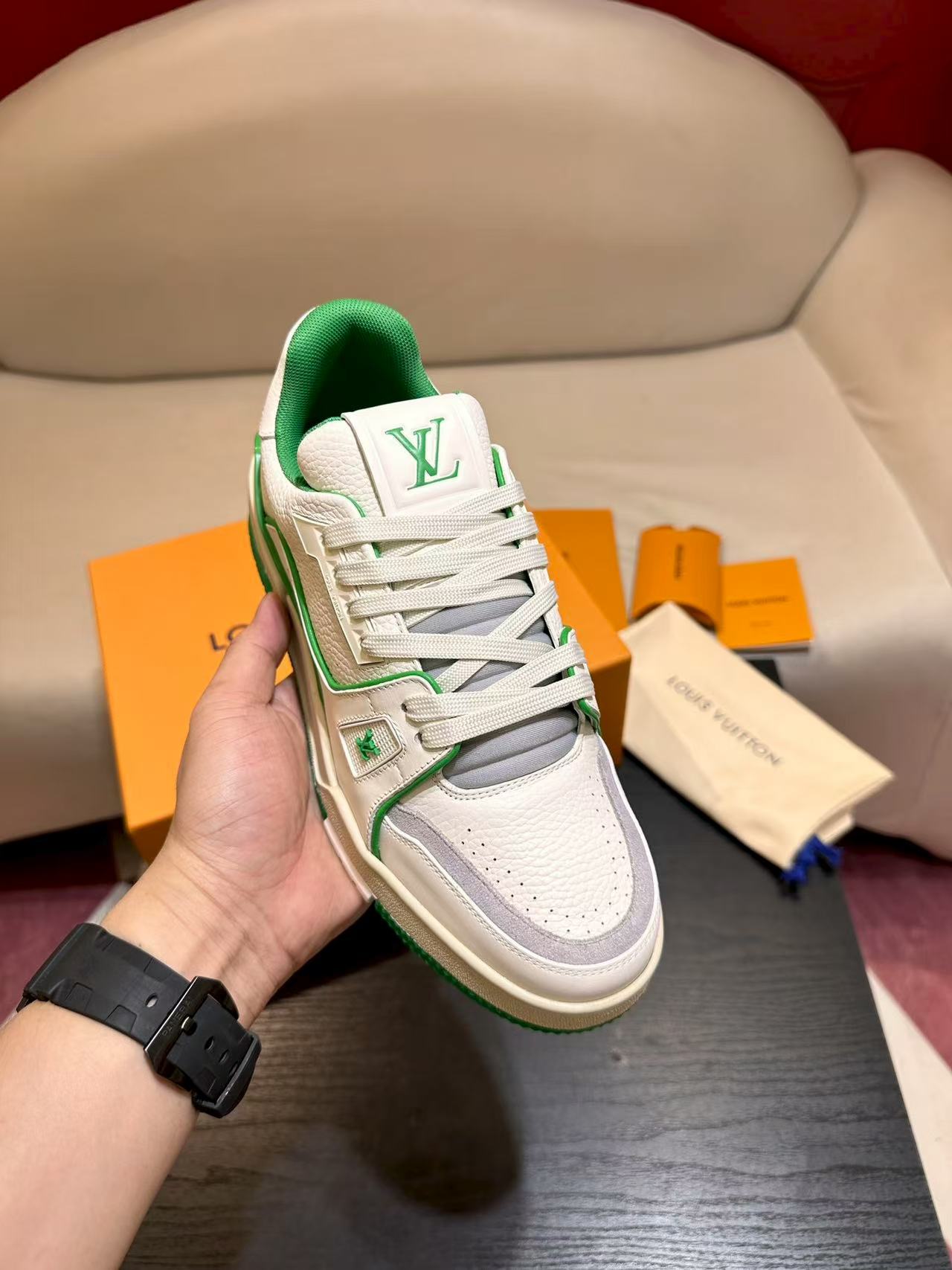 LV trainer #54 Signature White Green