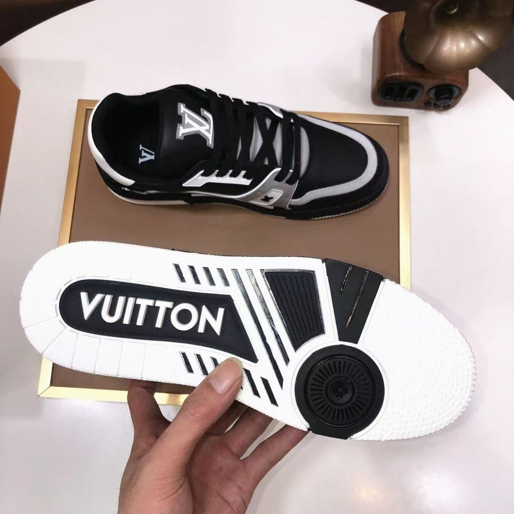 LV trainer #54 Signature black