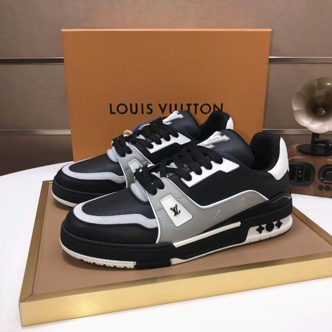 LV trainer #54 Signature black