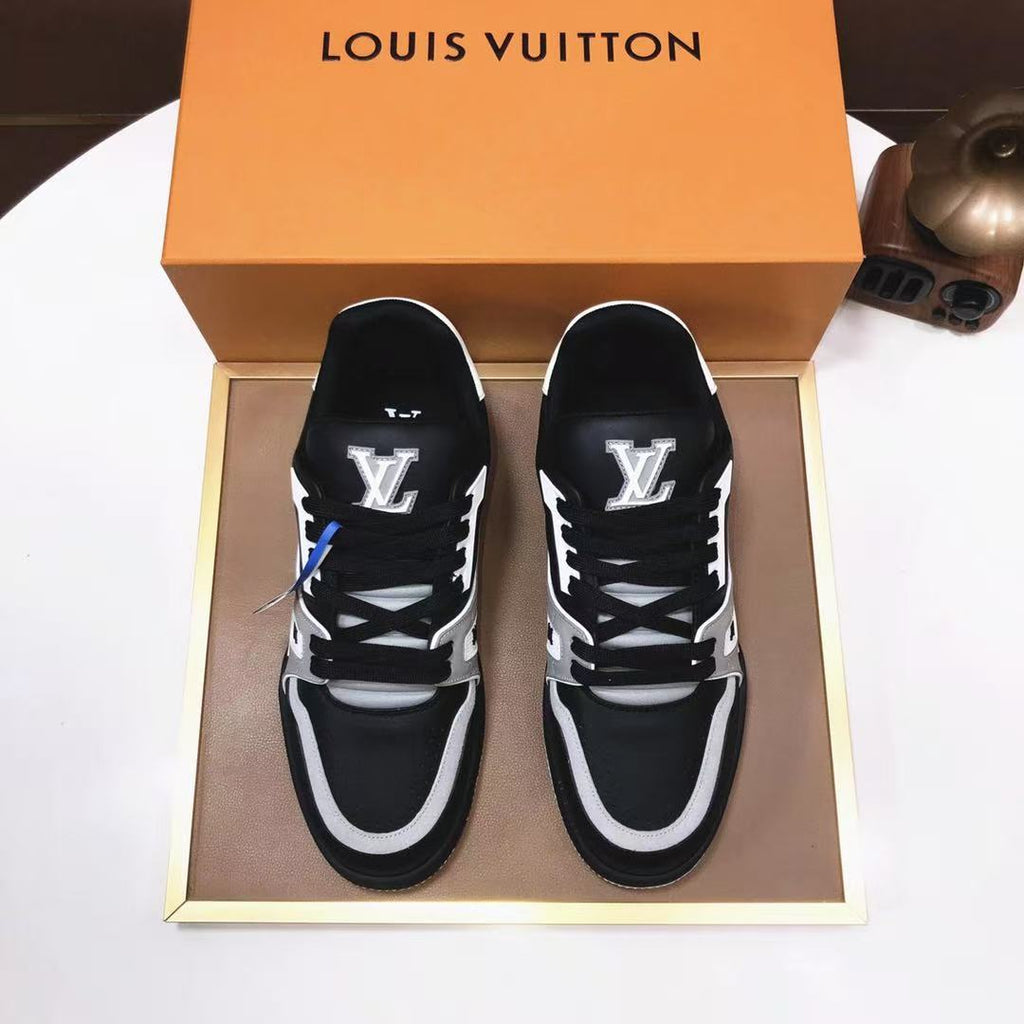 LV trainer #54 Signature black