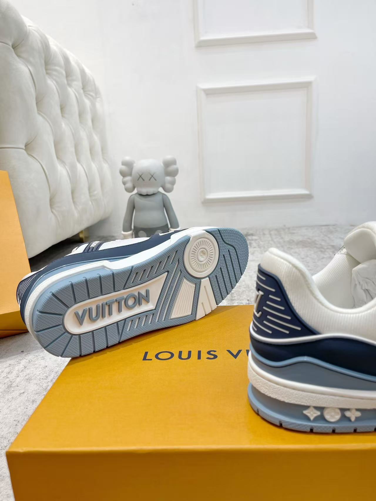 LV trainer light blue and white