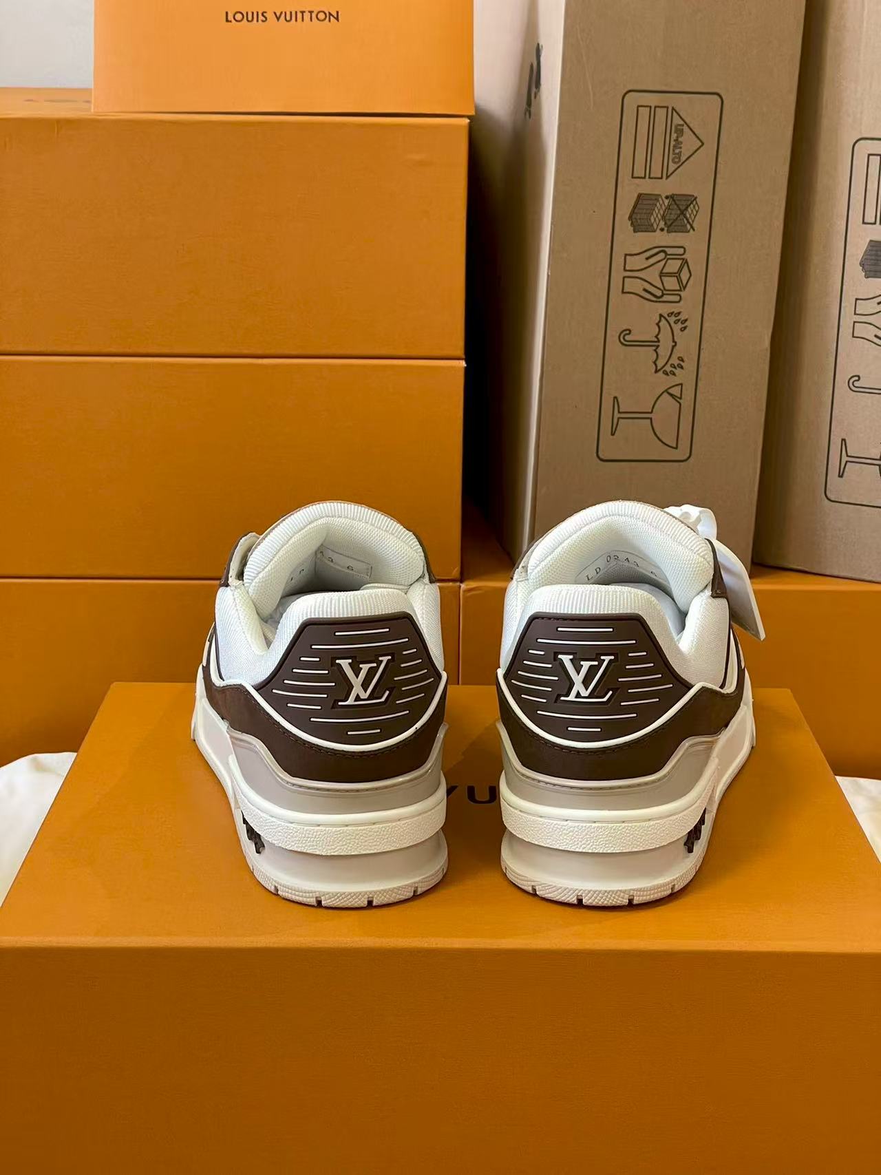 LV Trainers 'Beige Brown