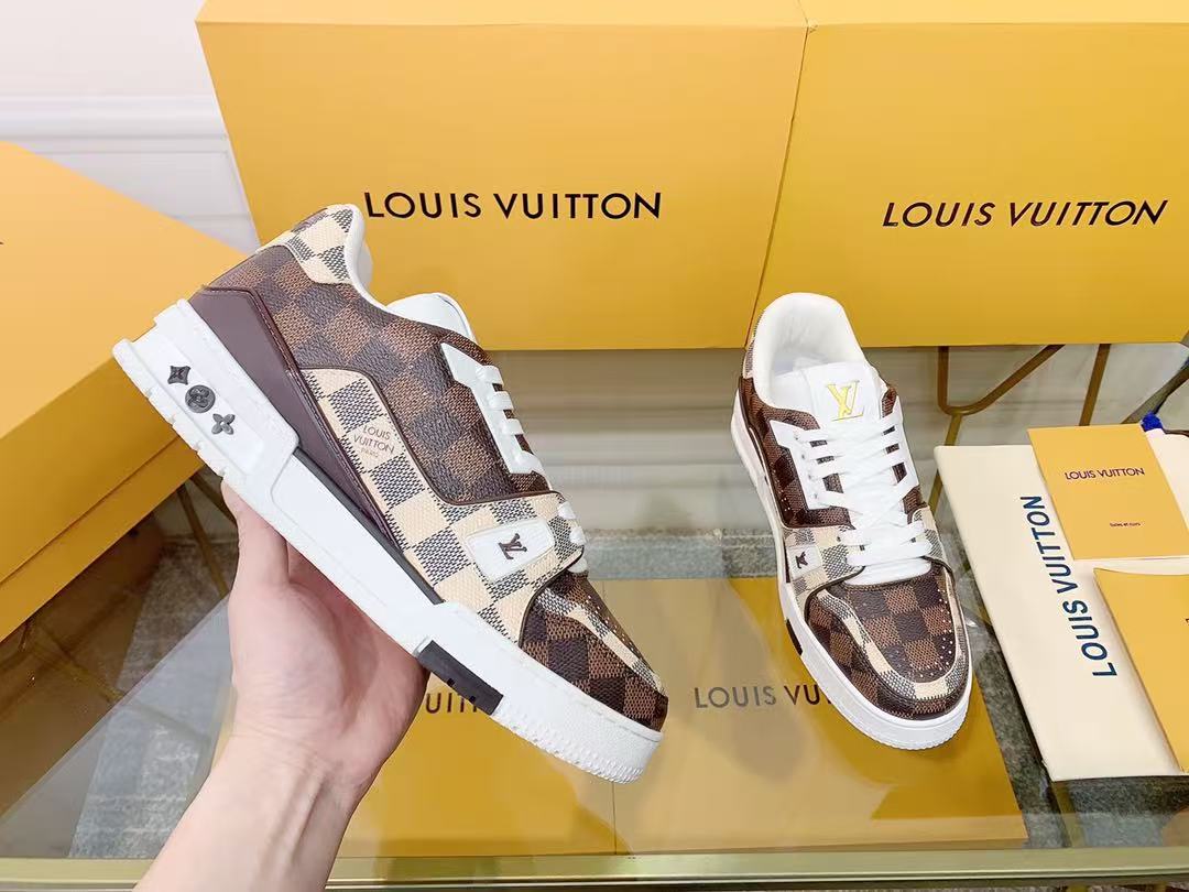 LV  trainer Brown and White Plaid'