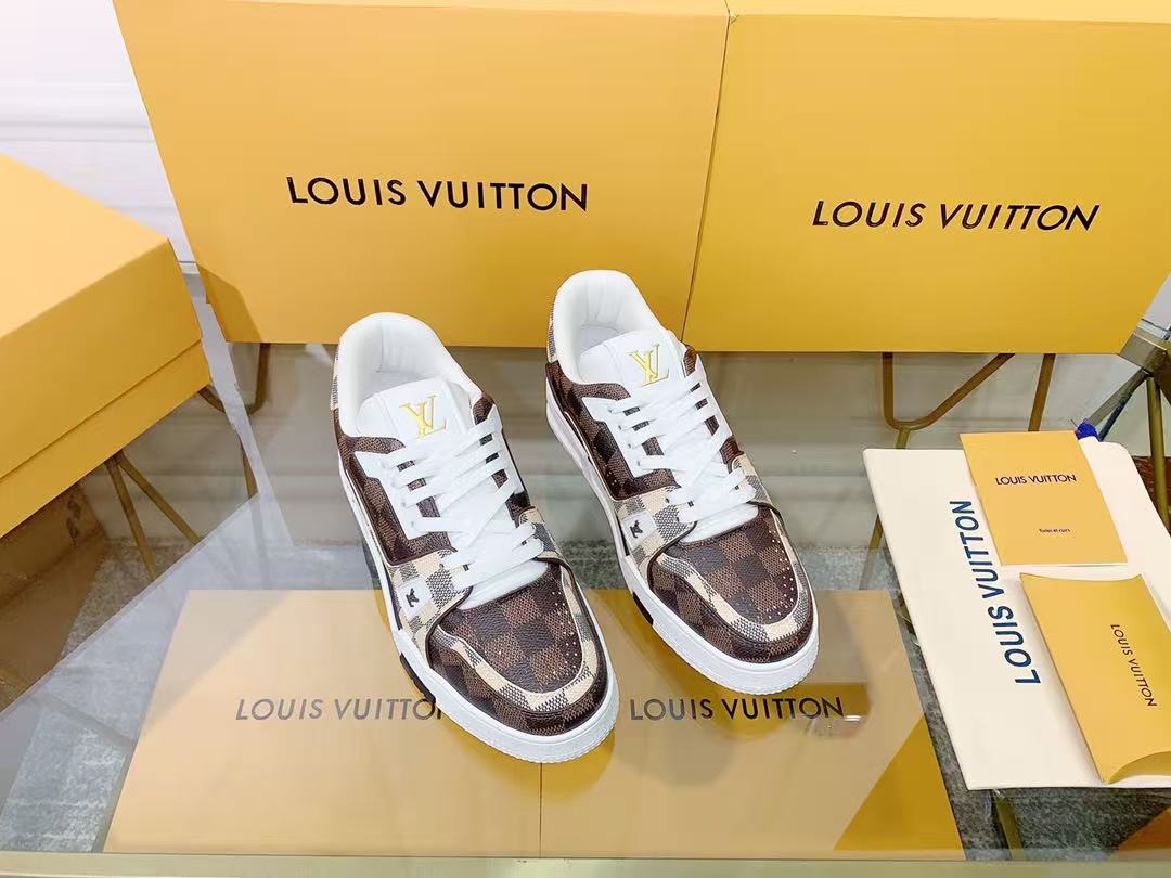 LV  trainer Brown and White Plaid'