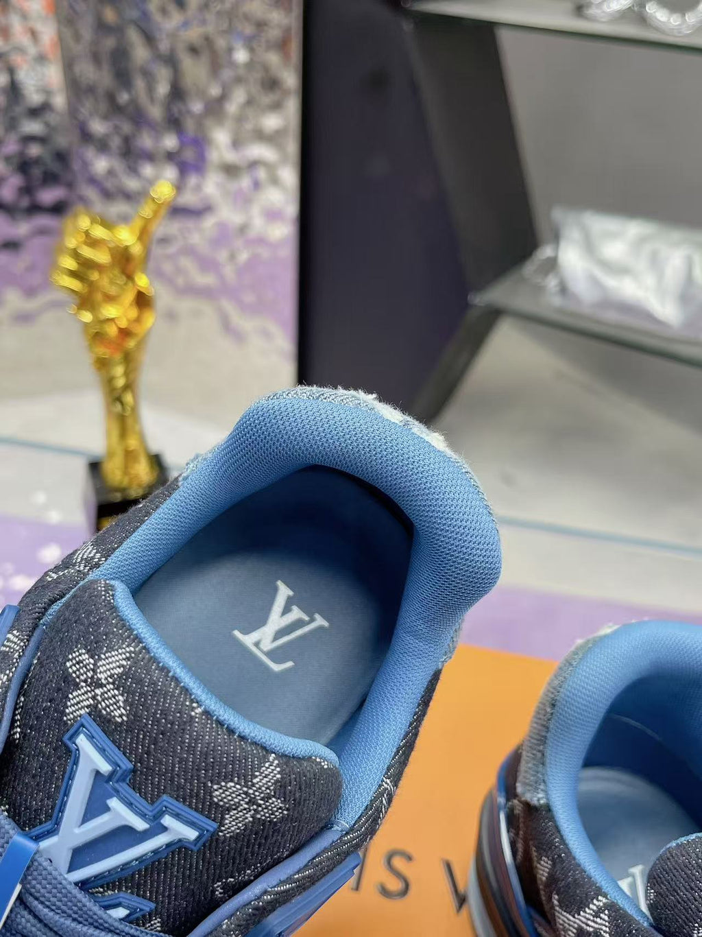 LV trainer “Denim Blue”