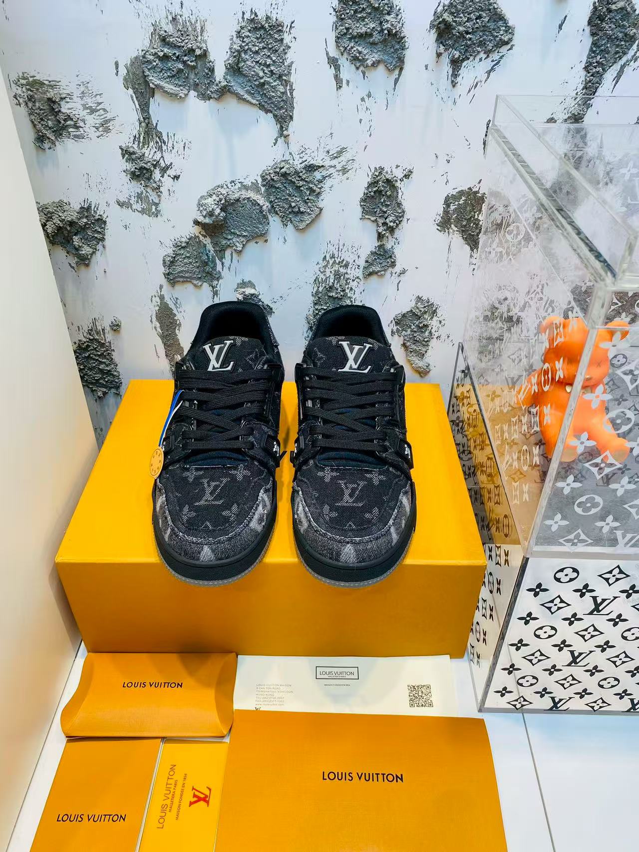 LV trainer 'Black Grey Denim