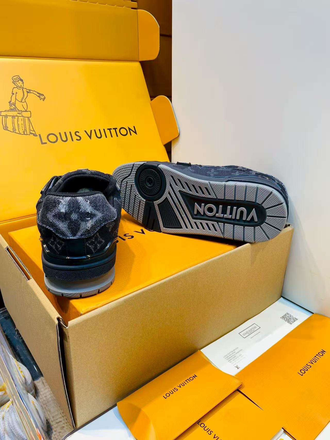 LV trainer 'Black Grey Denim