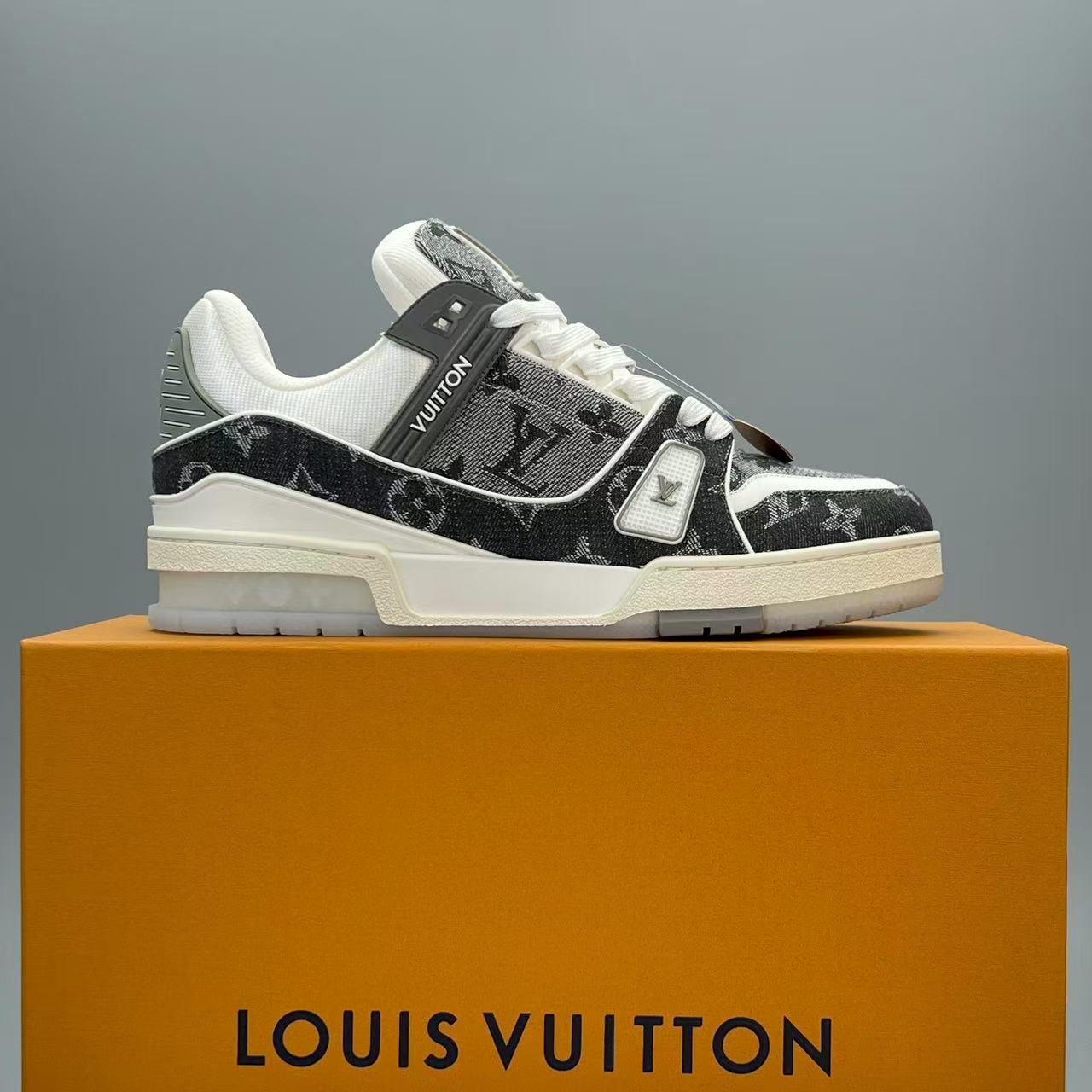 LV trainer grey  crystal sole