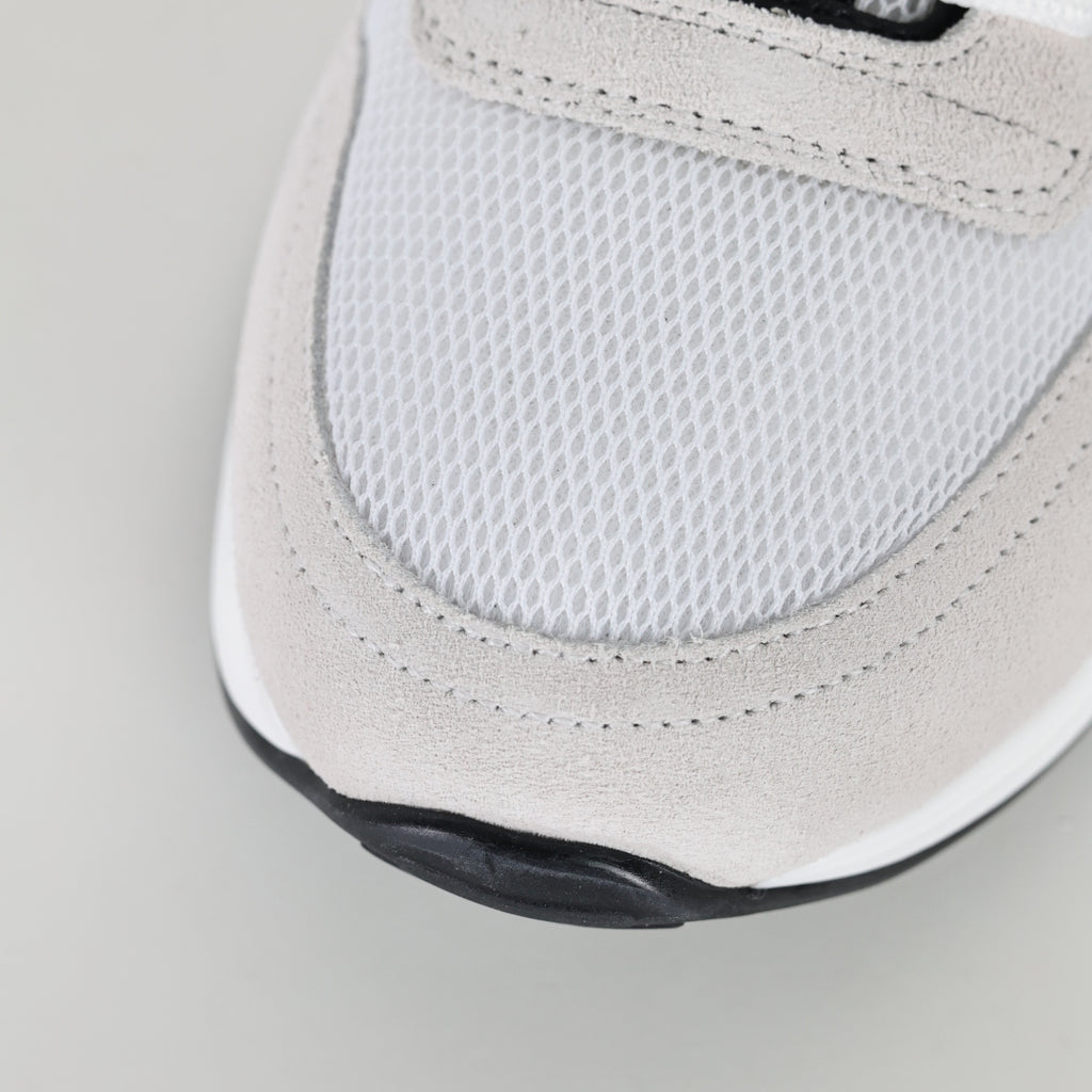 DIOR B25 White