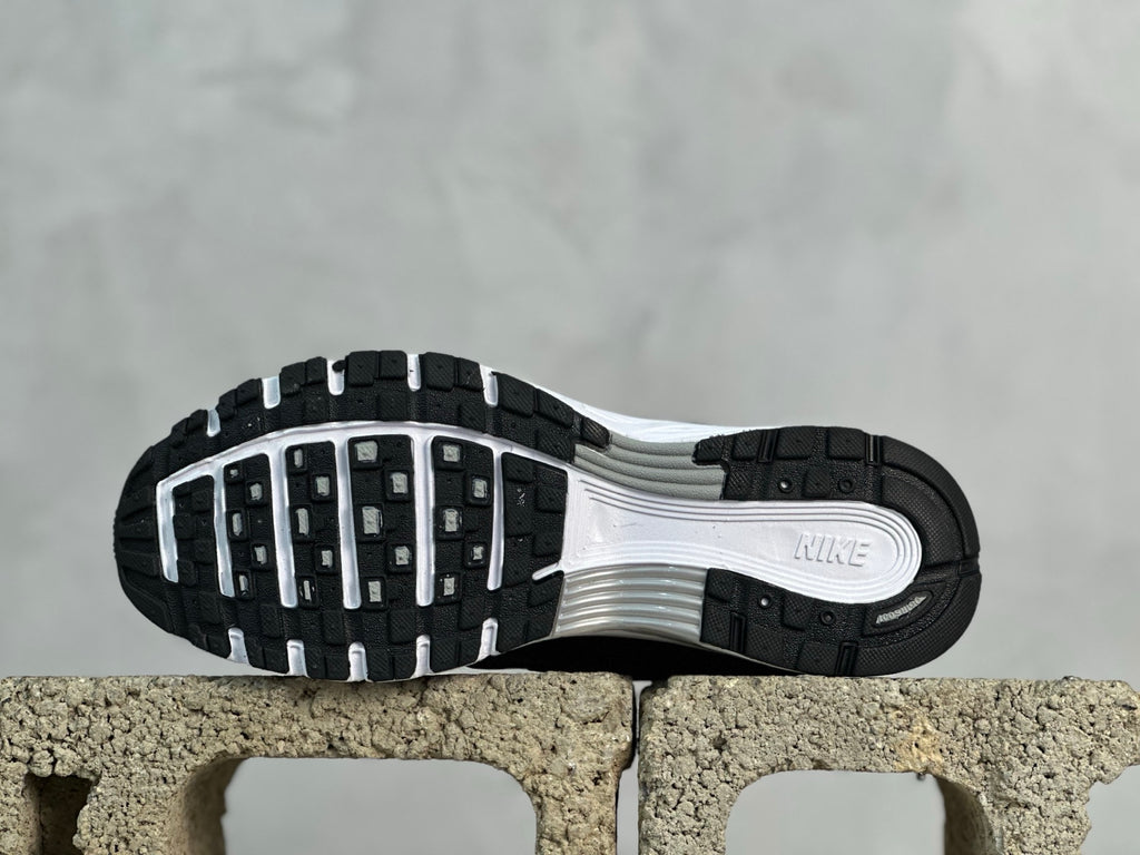 Nike P-6000 Black White etallic Silver
