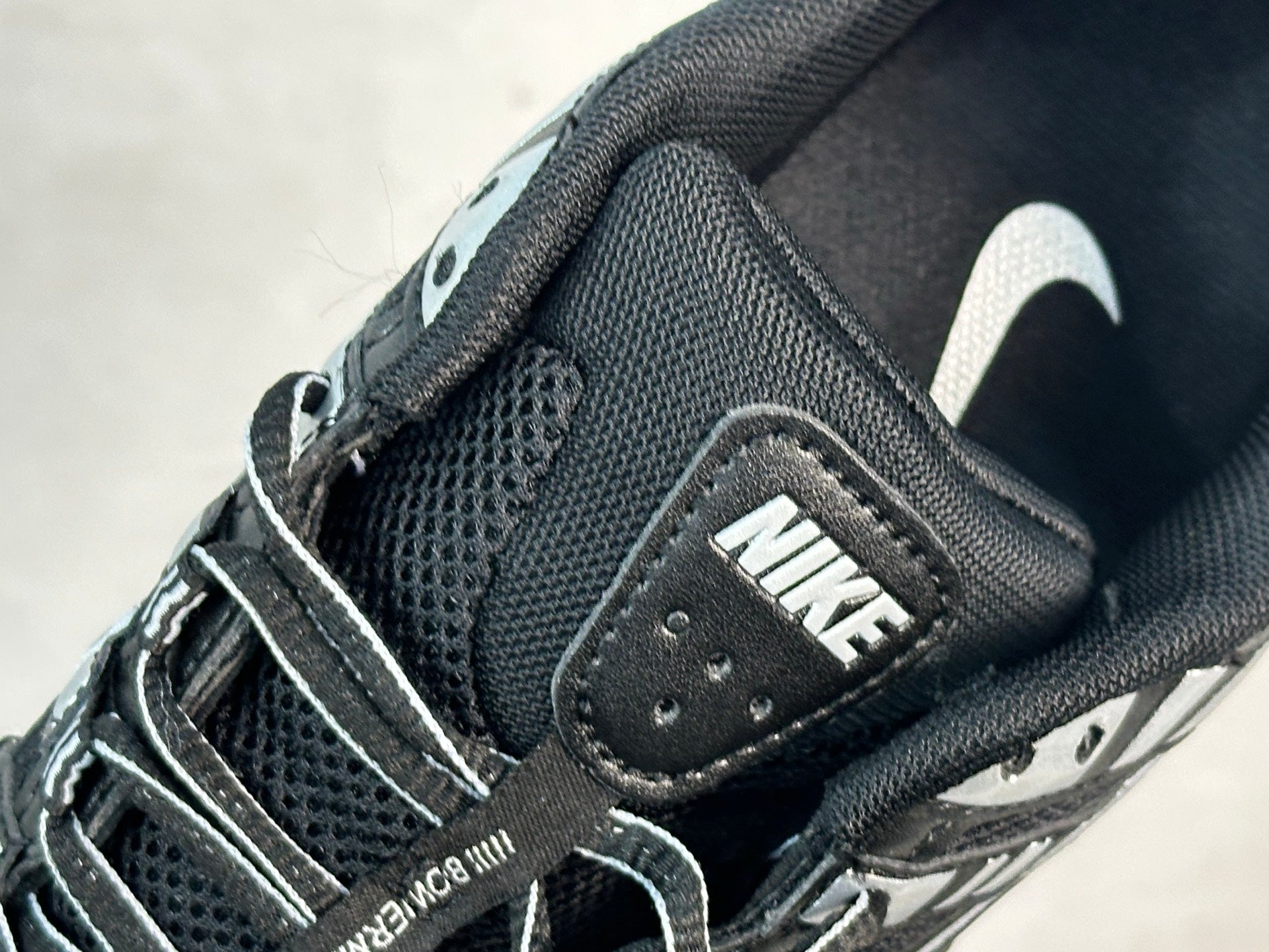 Nike P-6000 Black White etallic Silver